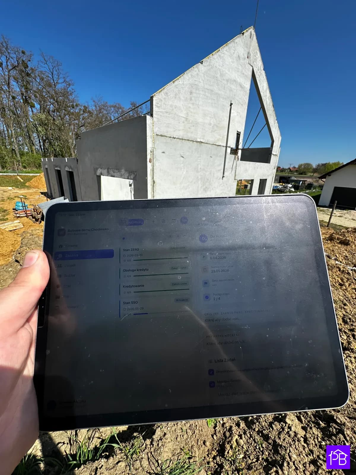 Technologie budowy domów 2026 – porównanie: tradycyjna, szkieletowa, prefabrykaty w aplikacji PlanBudowlany